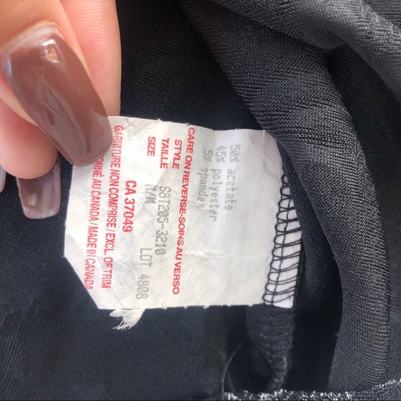 Black and shiny SAN FRANCISCO lace blouse. 👚 - Picture 5 of 5